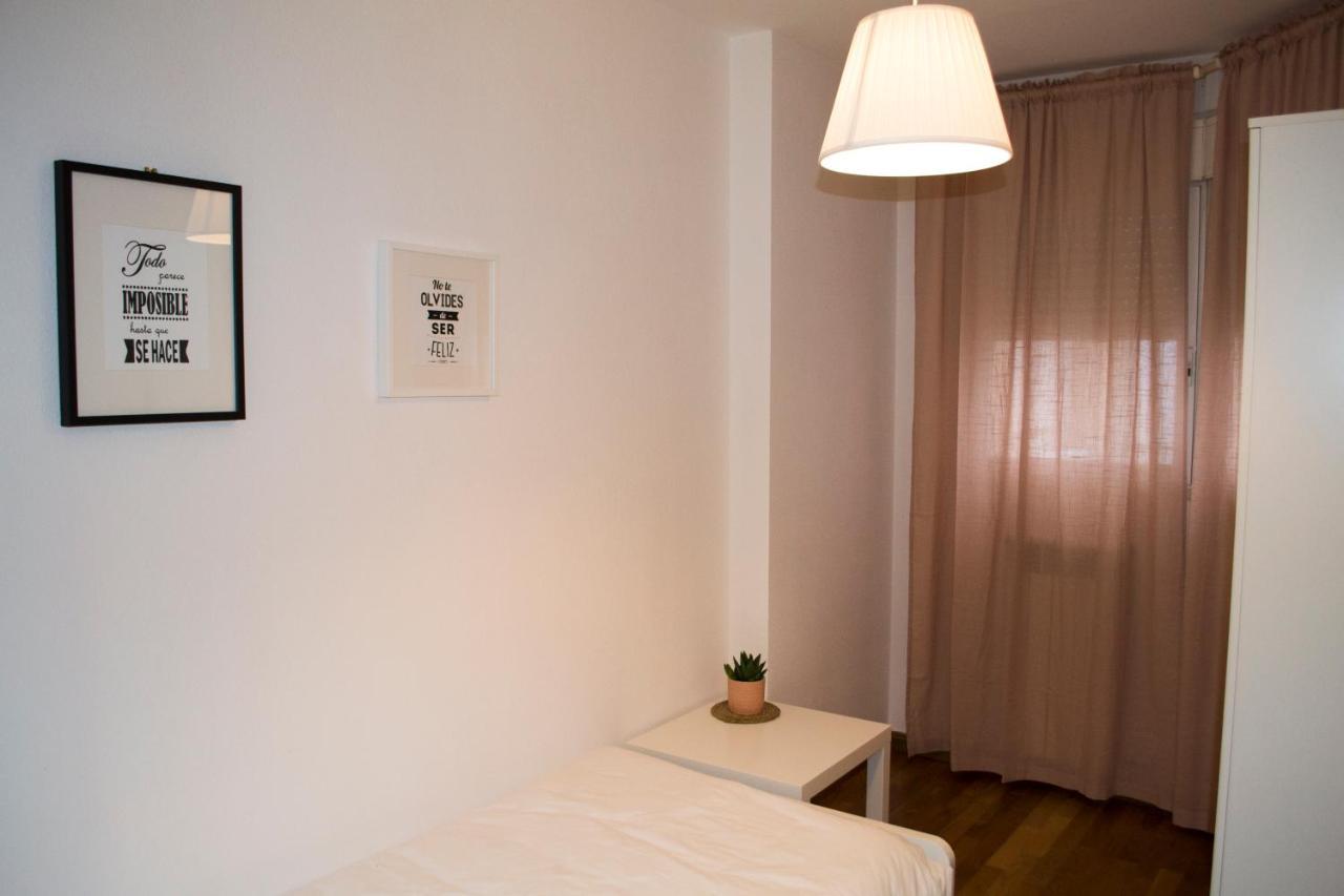 Apartamenticos Torrenueva I Сарагоса Екстериор снимка